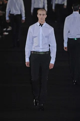 Look 48